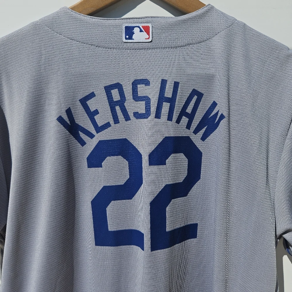 Youth Majestic LA Dodgers Kershaw Gray Button-Up Jersey Youth XL - Picture 7 of 9